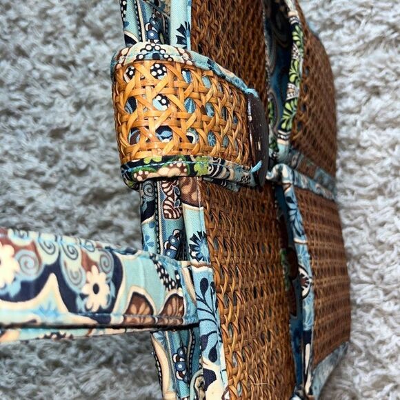 Vera Bradley Bali Blue & Hope Garden Structured Tiki Tote with Caning RARE - Picture 4 of 16